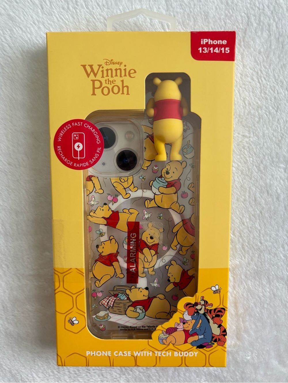 Disney Winnie The Pooh iPhone 13 14 15 Case With Tech Buddy New In Box
